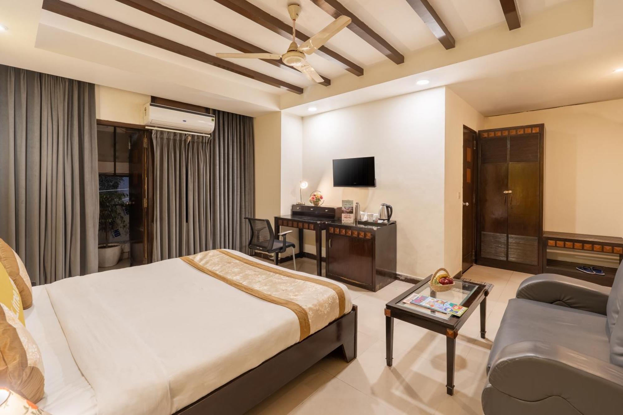 Lime Stays B&B Gk-2 At Greater Kailash Metro South Delhi Nearby Saket Select City Nueva Delhi Exterior foto